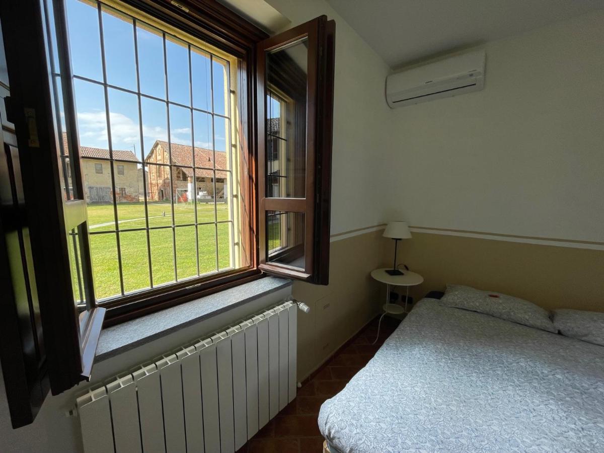 פאביה Agriturismo Cascina Mora מראה חיצוני תמונה