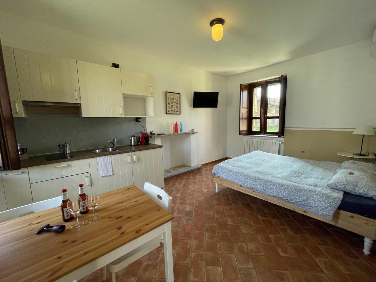 פאביה Agriturismo Cascina Mora מראה חיצוני תמונה